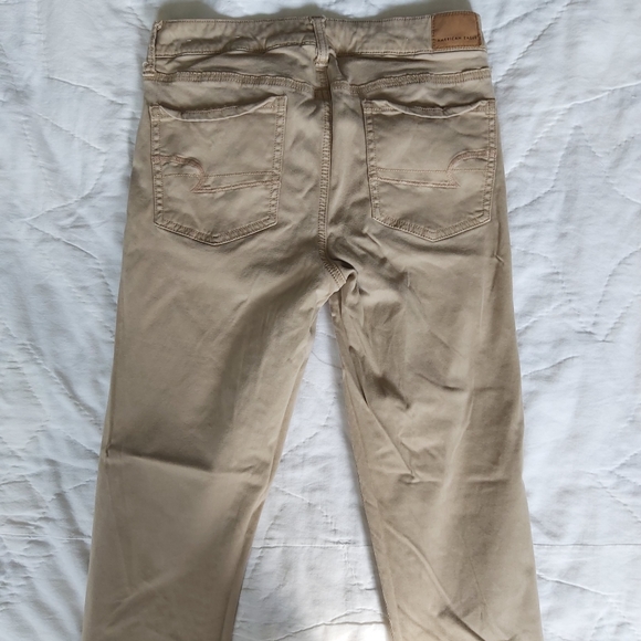 American Eagle Khaki Jeggings - Picture 4 of 8